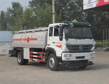 10 cubic meter National Four Heavy Truck Single Axle Fuel Tanker